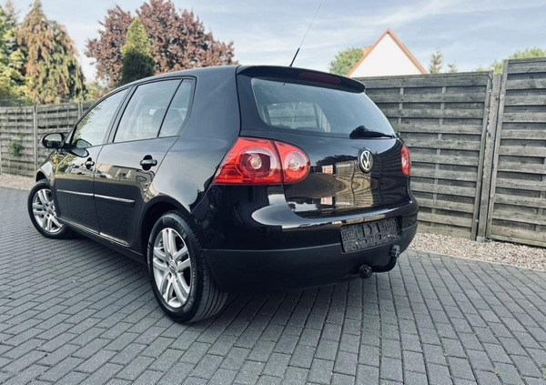 Volkswagen Golf cena 18900 przebieg: 237000, rok produkcji 2007 z Brzostek małe 277